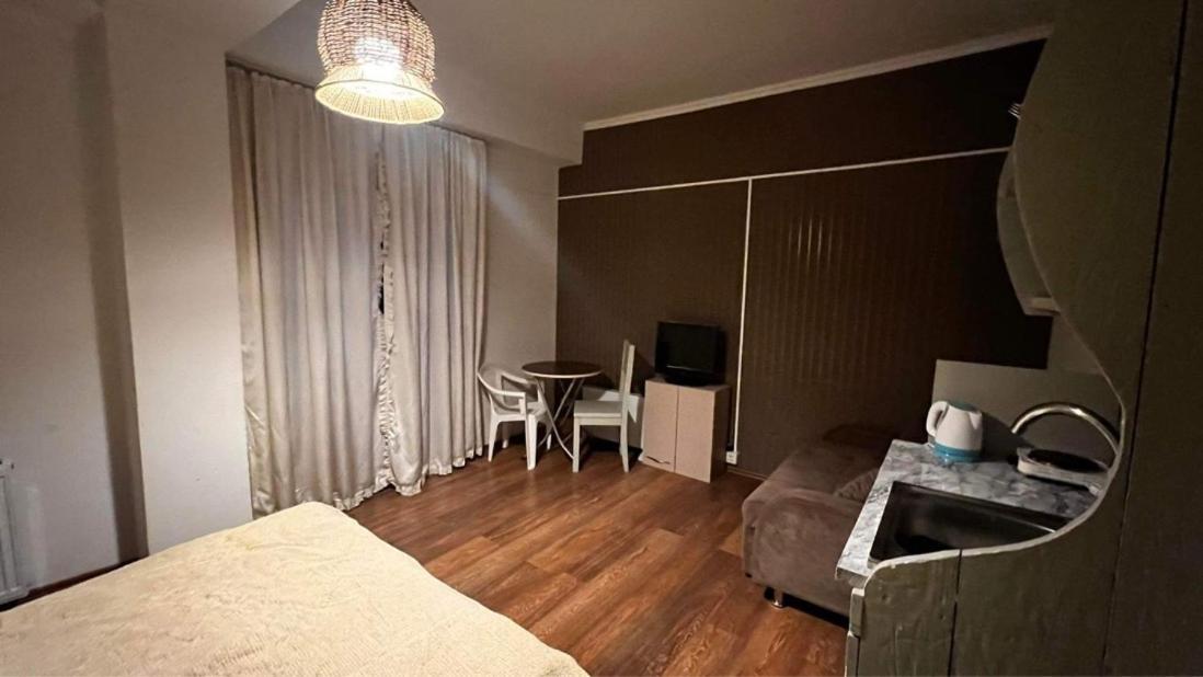 Hotel Mgzavrebi Bakuriani Luaran gambar